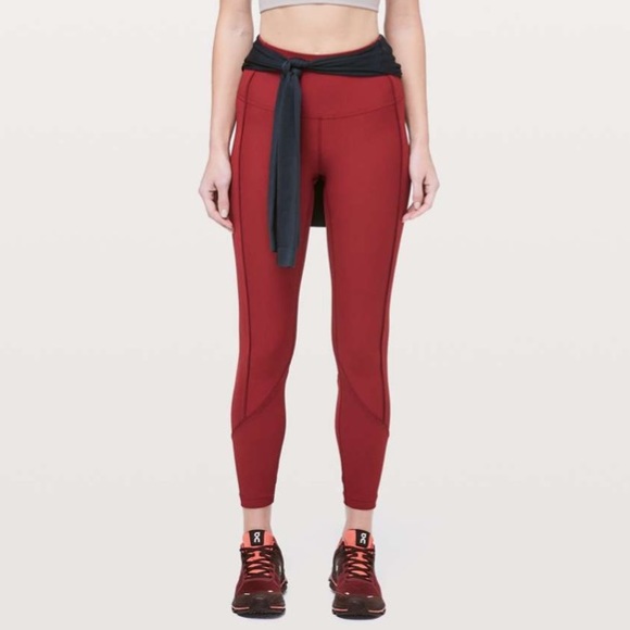 Lululemon Daily Lineup Leggings Size 6 - Picture 3 of 5